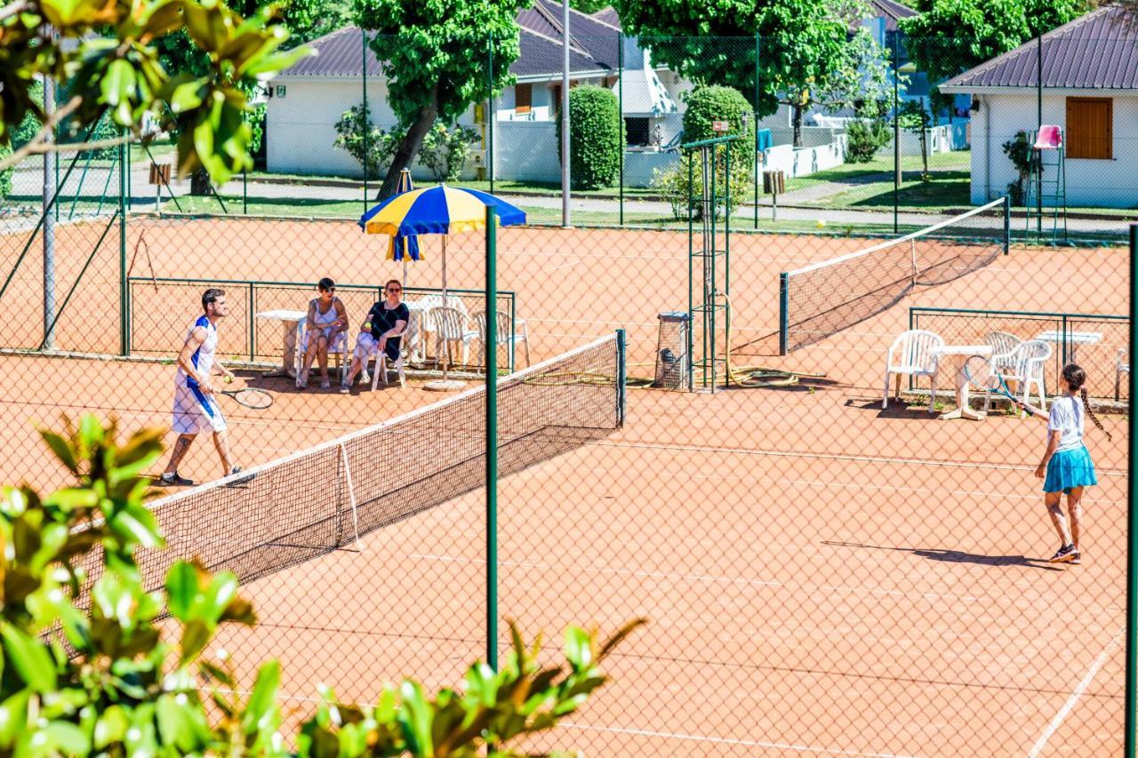 Parco vacanze Villaggio Nidos 3*