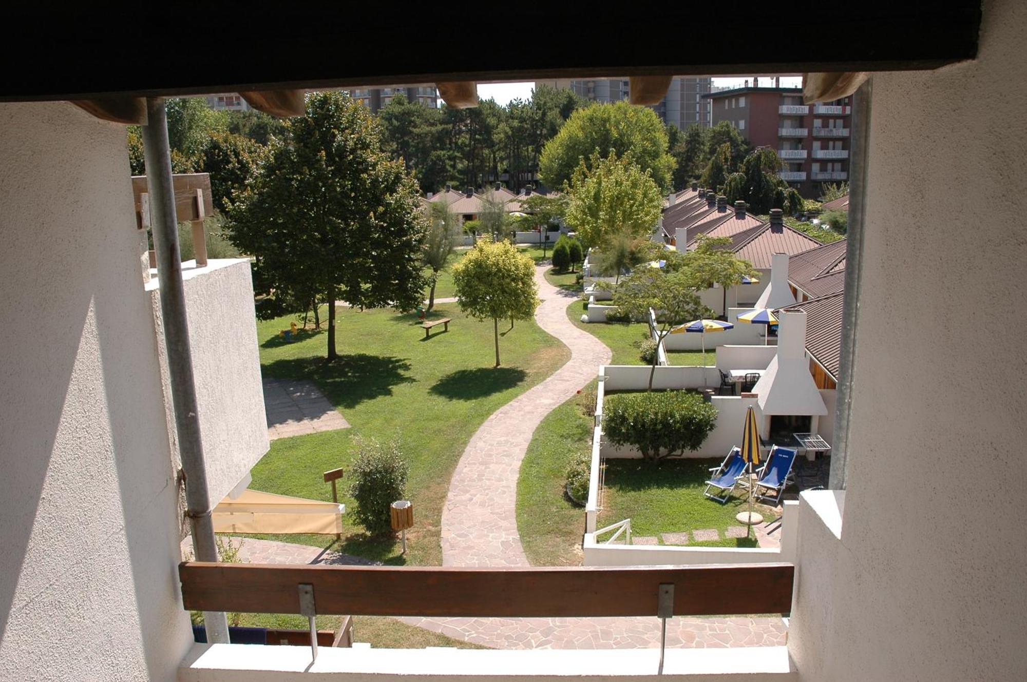 Parco vacanze Villaggio Nidos 3*